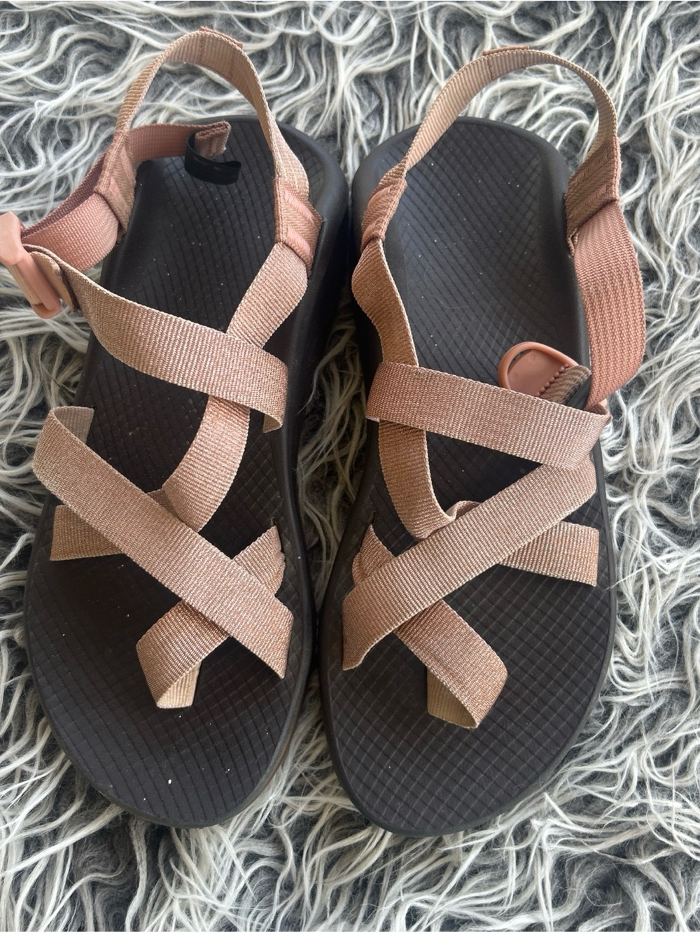 Chaco Z/Cloud 2 Metallic Pink  Womens Sz 9 Comfort Sport Adjustable Sandals